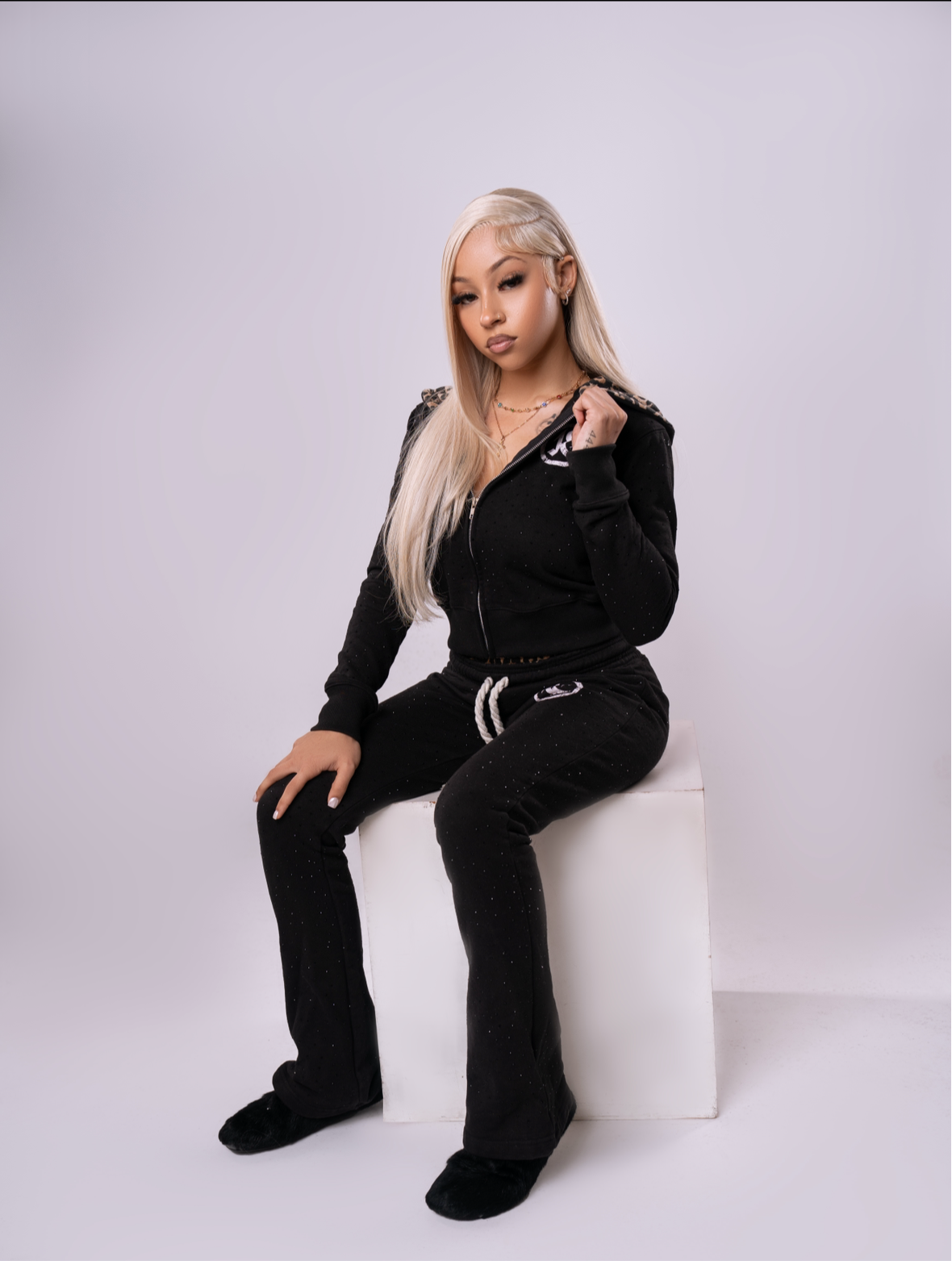 WOMEN’S CHEETAH LINED SWEATSUIT