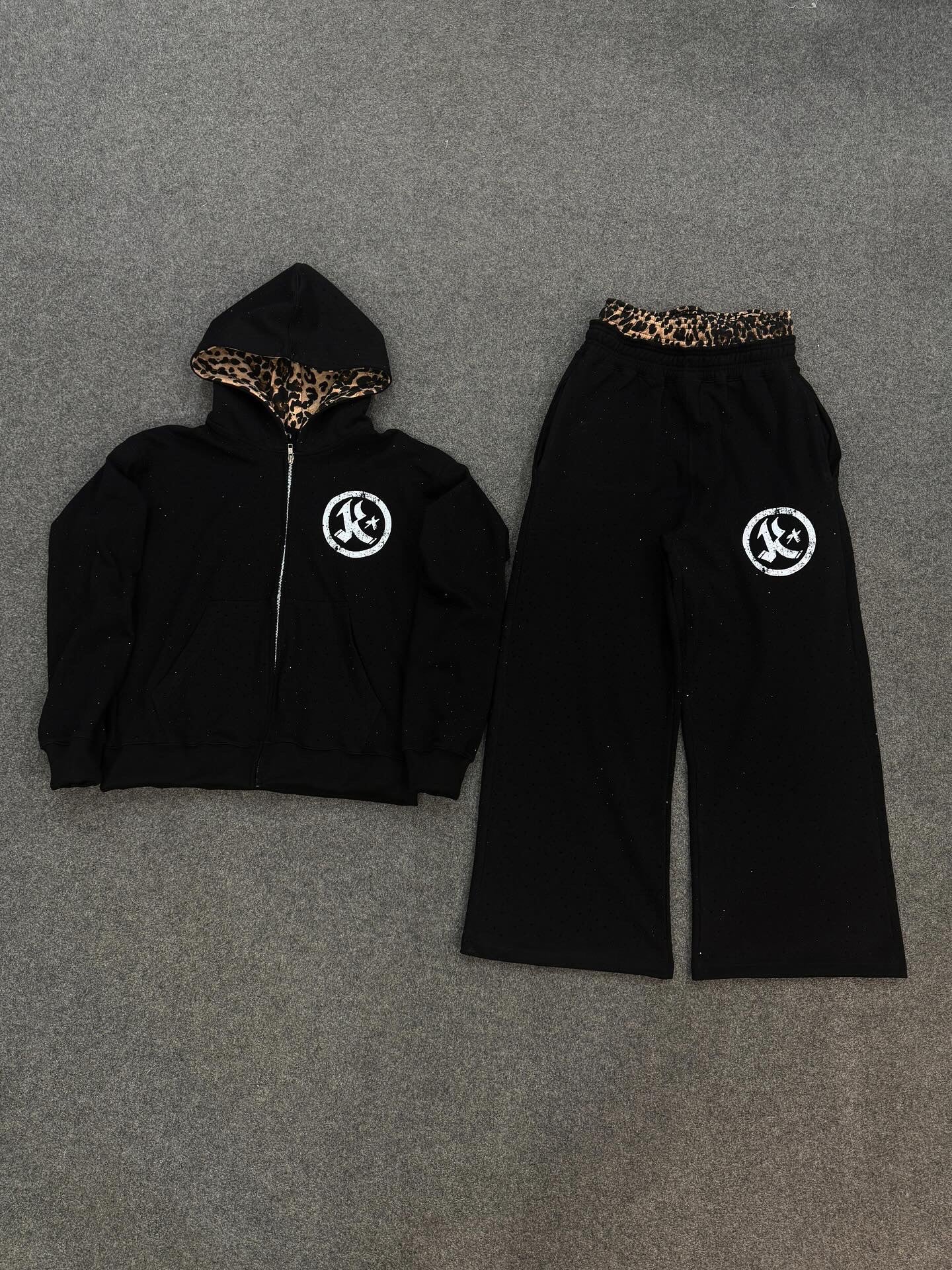 MEN’S CHEETAH LINED RHINESTONE SWEATSUIT
